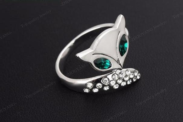 Austrian Crystals Fox Ring