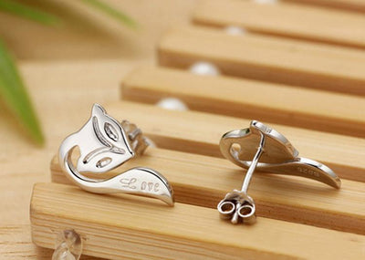 Silver Plated Elegant Fox Stud Earring